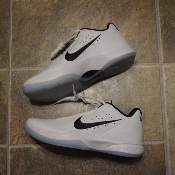 nike volleyball shoes 2018